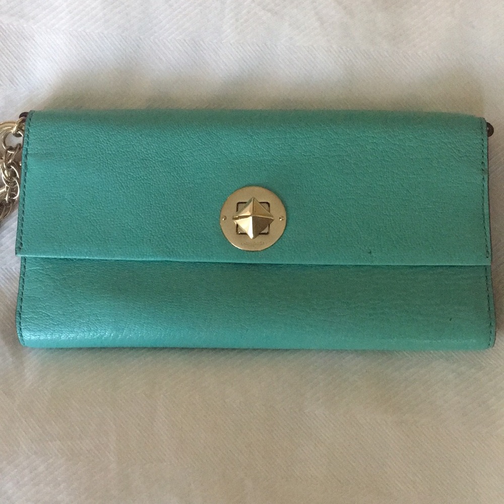 Kate spade wristlet clutch